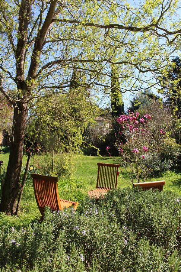 Mas Les Romarins, 10 Min D'Uzes, Piscine Et Grand Jardin Clos, Jeux, Nid De Repos Et Base Pour Activites Dans Le Gard (Adults Only) エクステリア 写真